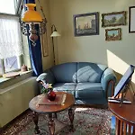 De Kapiteinshut Aan De Rivier Met Xl Ligbad En Sauna アパート