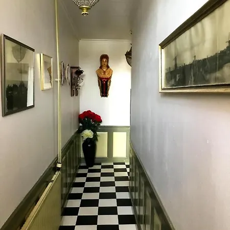 De Kapiteinshut Aan De Rivier Met Xl Ligbad En Sauna Lejlighed *