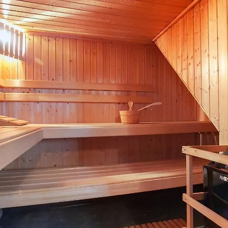 De Kapiteinshut Aan De Rivier Met Xl Ligbad En Sauna *