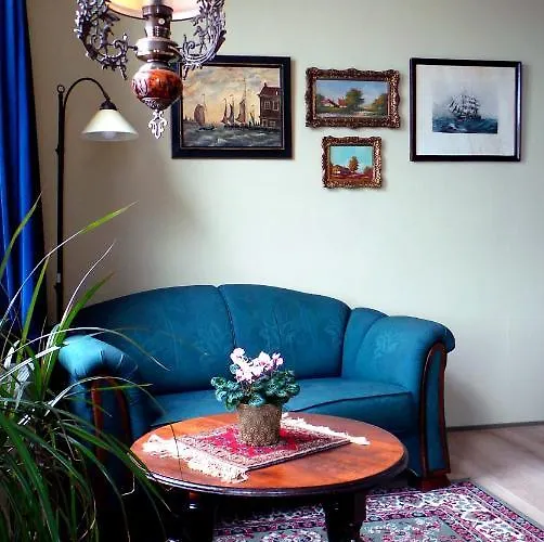 De Kapiteinshut Aan De Rivier Met Xl Ligbad En Sauna Apartment