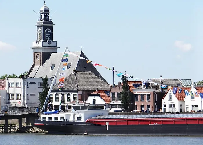 De Kapiteinshut Aan De Rivier Met Xl Ligbad En Sauna * Lekkerkerk